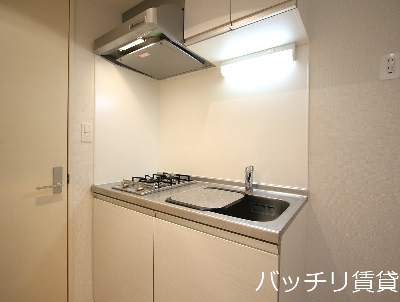 キッチン　同型タイプの為、現状を優先致します。