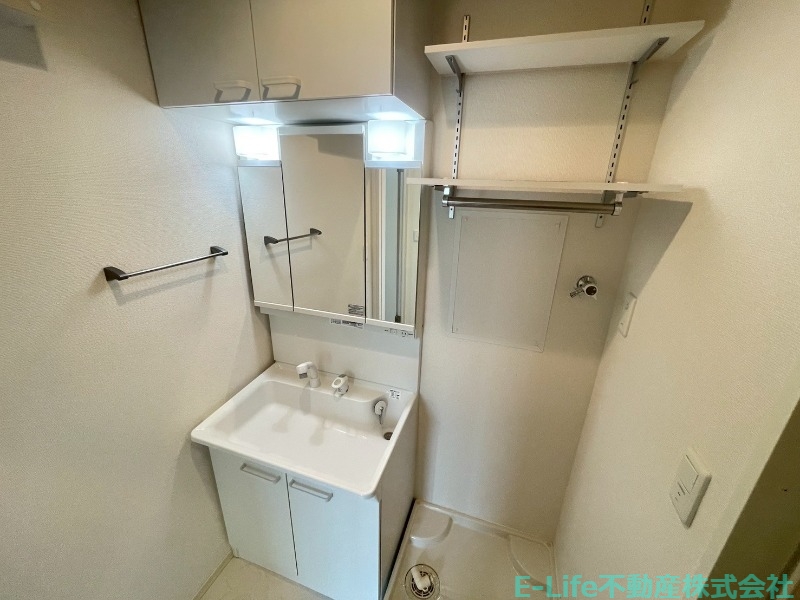 洗面設備　※別部屋写真、現状優先