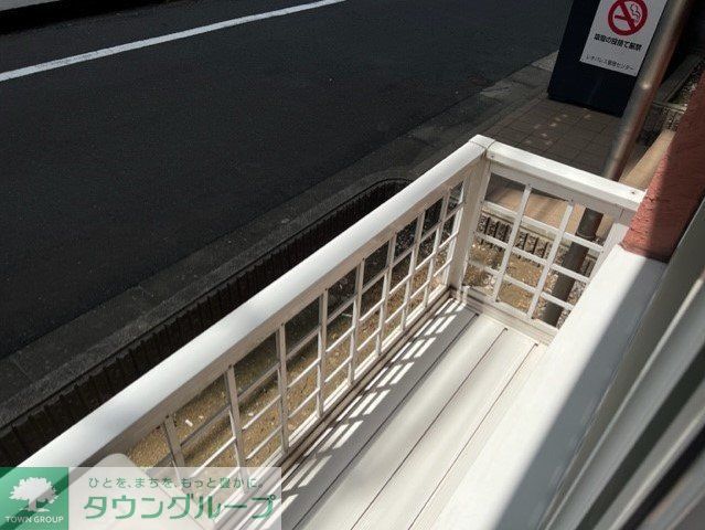 バルコニー　フラワーボックス