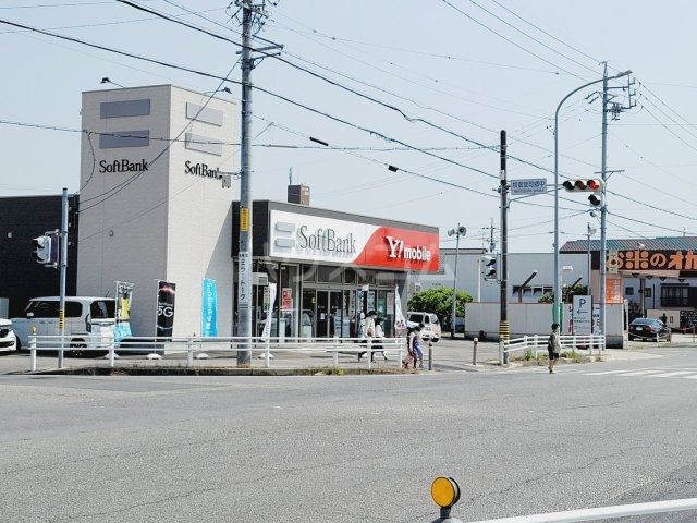 その他　ソフトバンク岡崎六ッ美（その他）まで976m