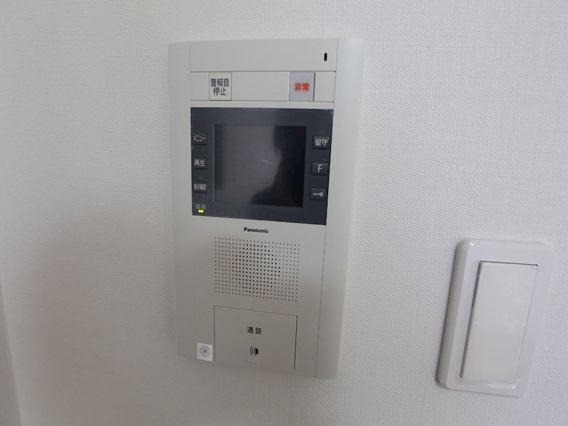 セキュリティ　TVモニター付インターホン