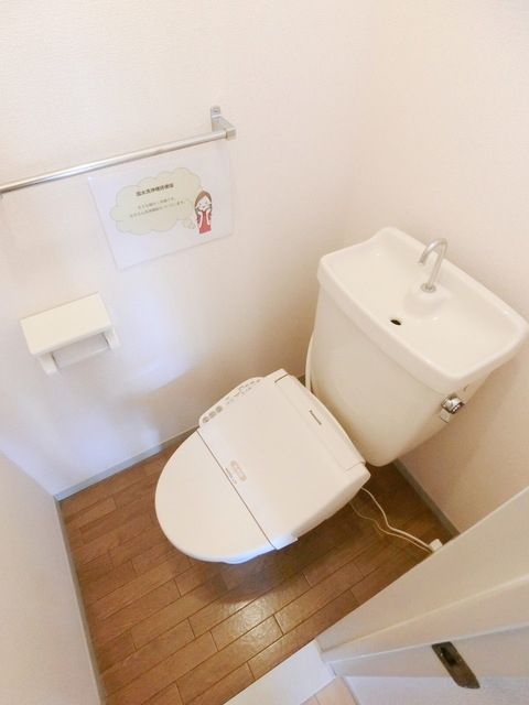 トイレ　★お部屋探しは株式会社タウンハウジング東京まで★