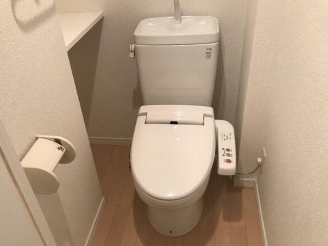 トイレ　シャワートイレ