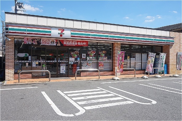 コンビニ　セブンイレブン練馬富士見台２丁目店（コンビニ）まで377m