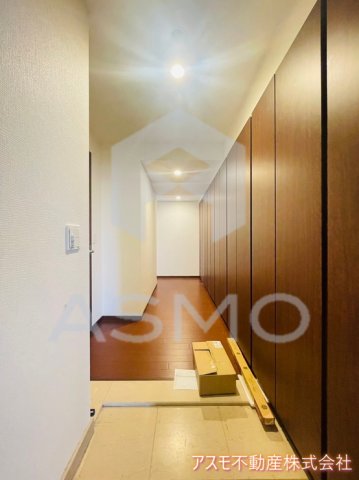 玄関　同マンション別部屋参考写真