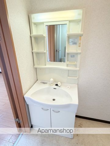 ＪＲ東海道本線 磐田駅 バス乗車時間：18分 最寄りバス停で下車 徒歩5分 2階建 築22年の内装写真