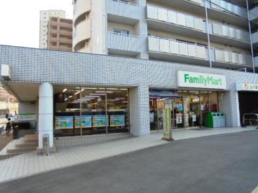 コンビニ　ファミリーマート 山田西四丁目店（コンビニ）まで1053m