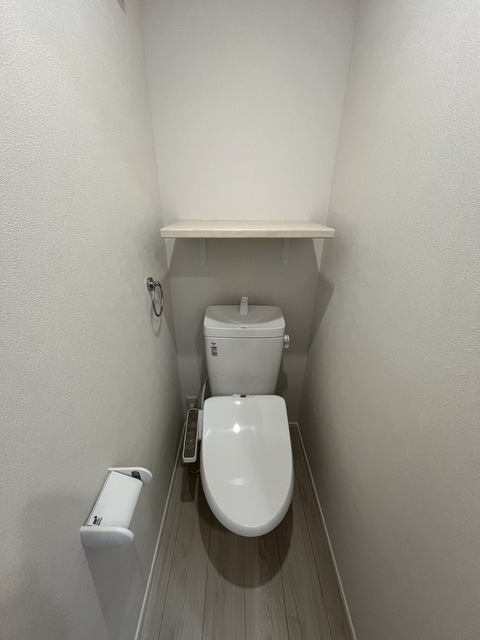 トイレ　同施工会社参考写真です
