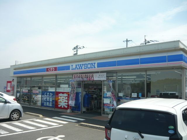 コンビニ　ローソン四国中央中曽根町溝又店（コンビニ）まで600m