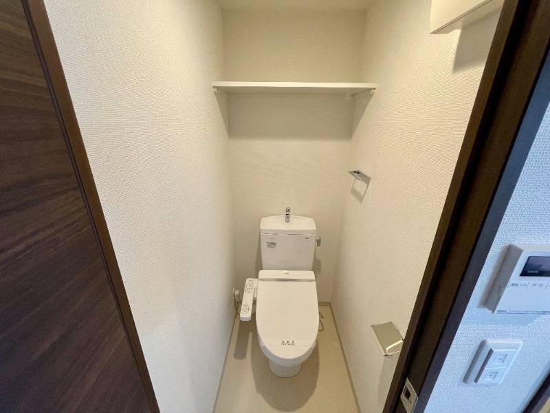 エステムコート三宮EASTIVザ・フロントのトイレ写真