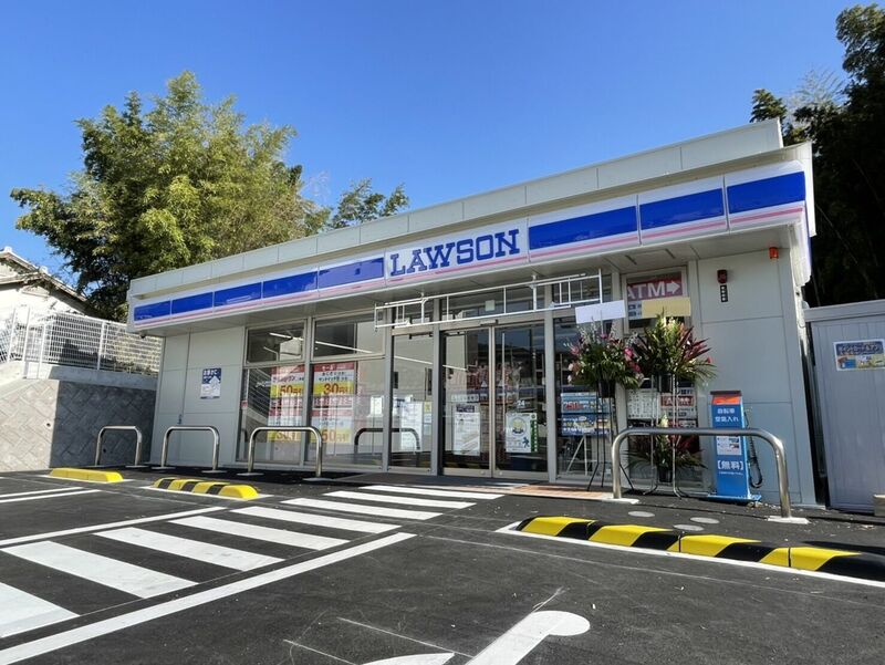 コンビニ　ローソン守口南寺方北通一丁目店（コンビニ）まで566m