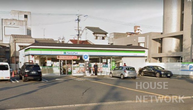 コンビニ　ファミリーマート烏丸十条店（コンビニ）まで312m