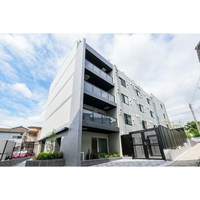 コンフォリア・リヴ品川西大井の外観写真
