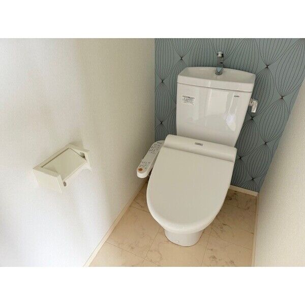 セリジェ越名D 101のトイレ写真