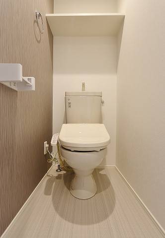 地下鉄七隈線 別府駅 徒歩9分 2階建 築11年のトイレ写真