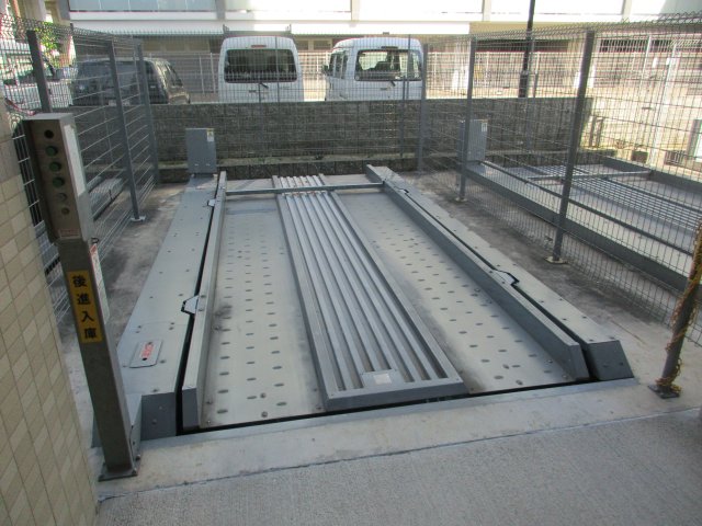 ONE ROOF FLAT NISHINOMIYA(旧プレジール阪神西の外観写真