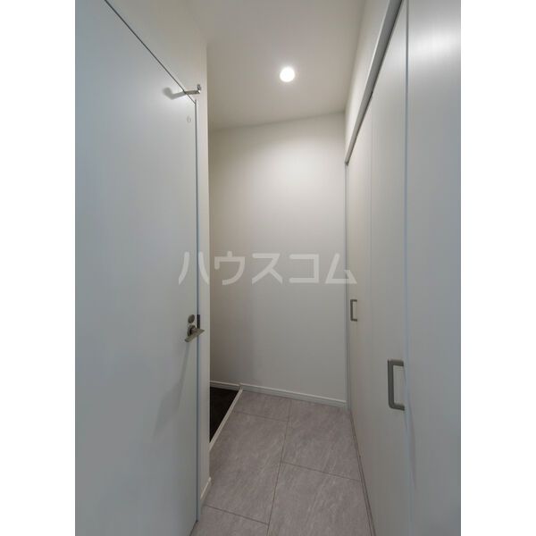 クラージュ中村日赤の玄関写真