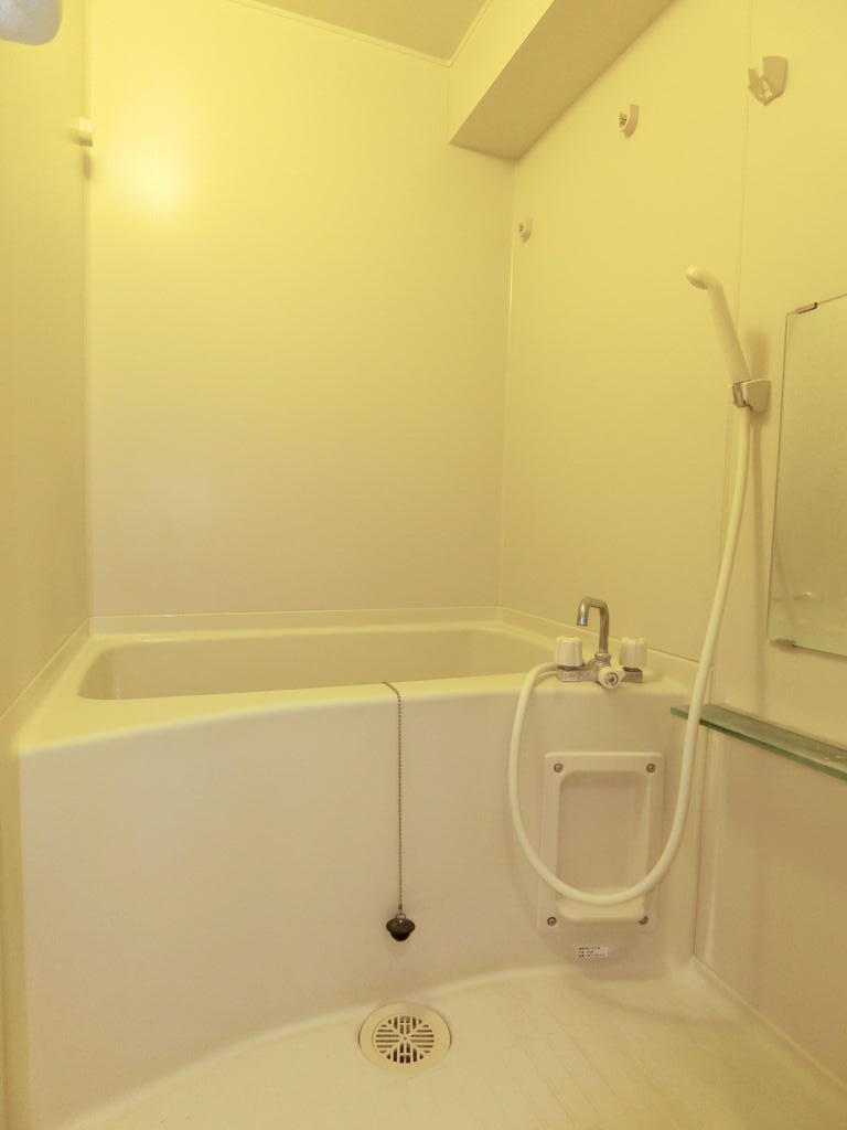 バス・シャワールーム　※別部屋参考写真