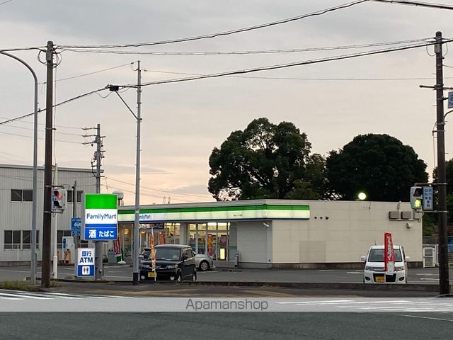 コンビニ　ファミリーマート　袋井インター南店（コンビニ）まで400m