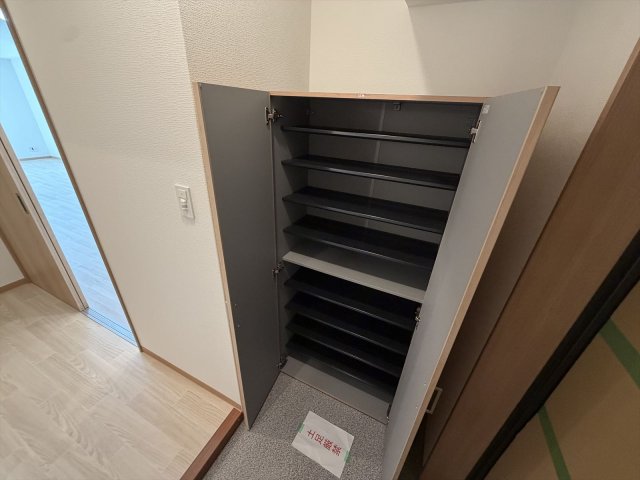 玄関　シューズボックス