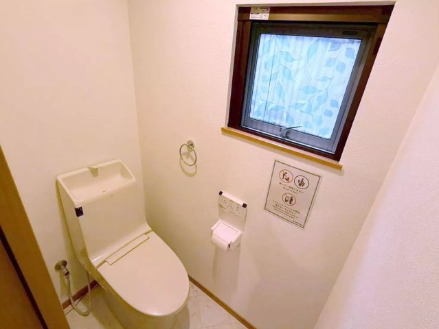 SA245 SA クロスブラン日暮里1のトイレ写真