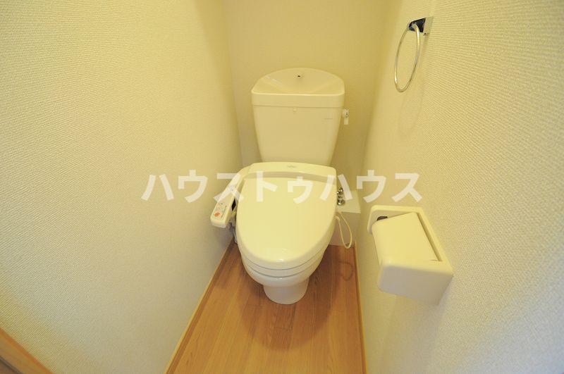 レオパレスサクラパークBのトイレ写真