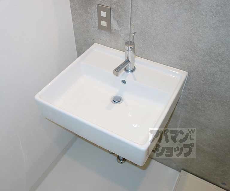 モノコモド御前B棟の内装写真