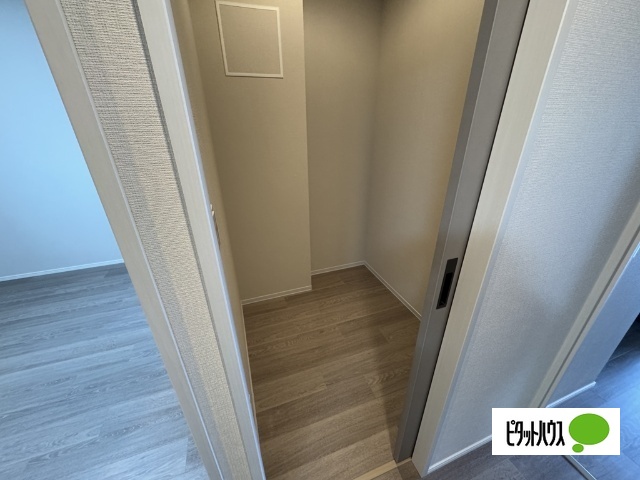 収納　※同タイプの部屋の写真です。