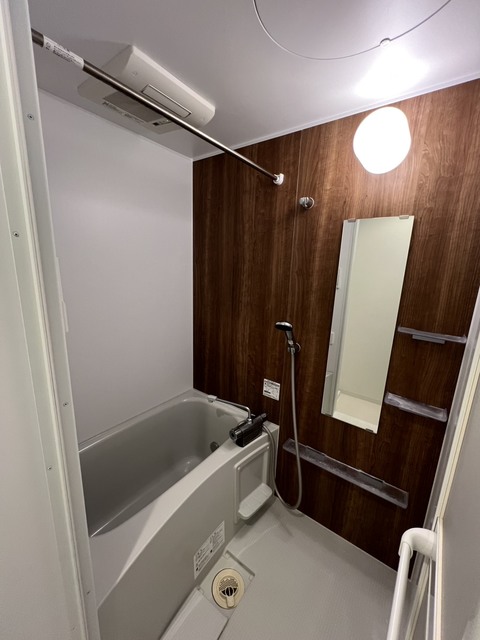 バス・シャワールーム　別部屋参考写真