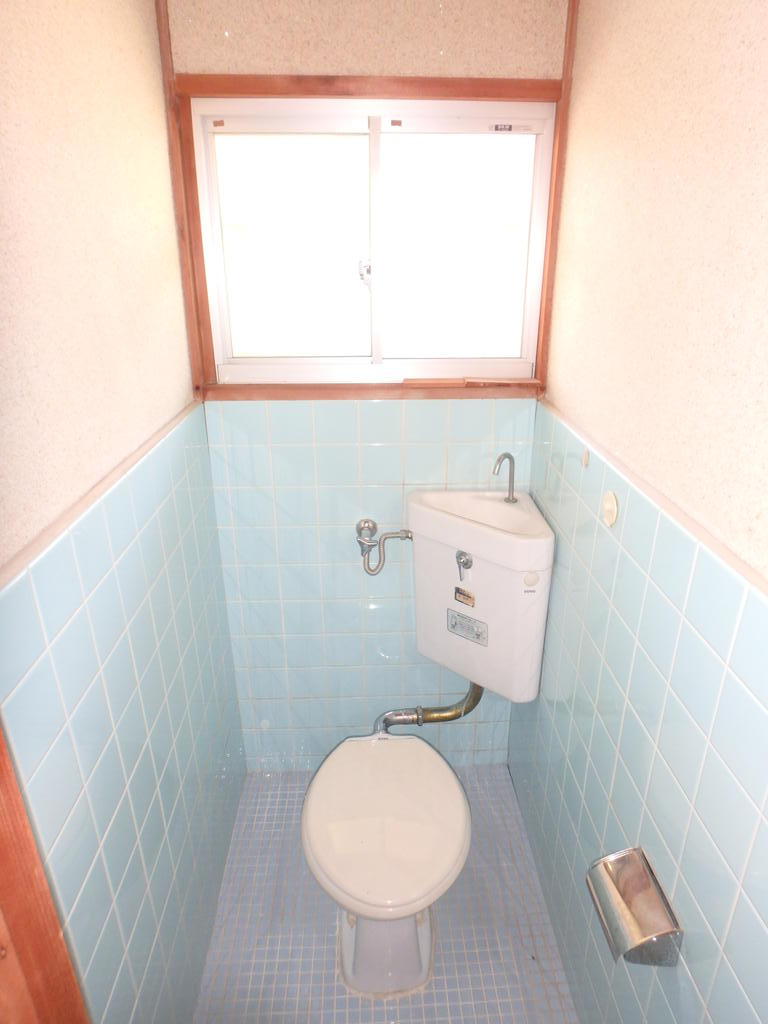 阪南市鳥取貸家のトイレ写真