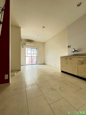 新町マンションの居間写真
