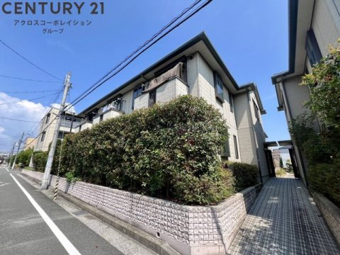 建物外観　敷地内に駐車場あります！