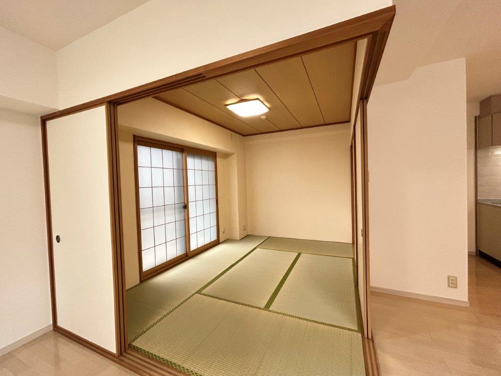 アメニティ南草津の居間写真