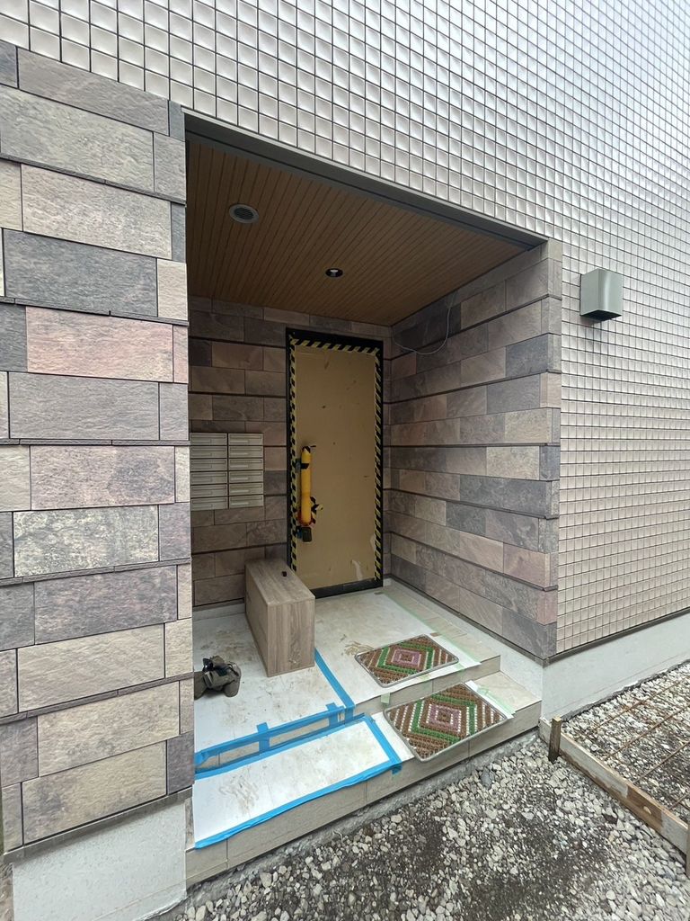 エントランス　エントランス