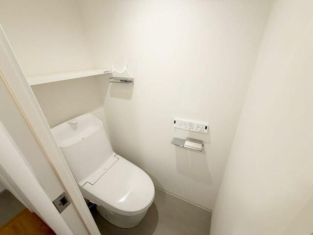 トイレ　ゆったりとした空間のトイレです