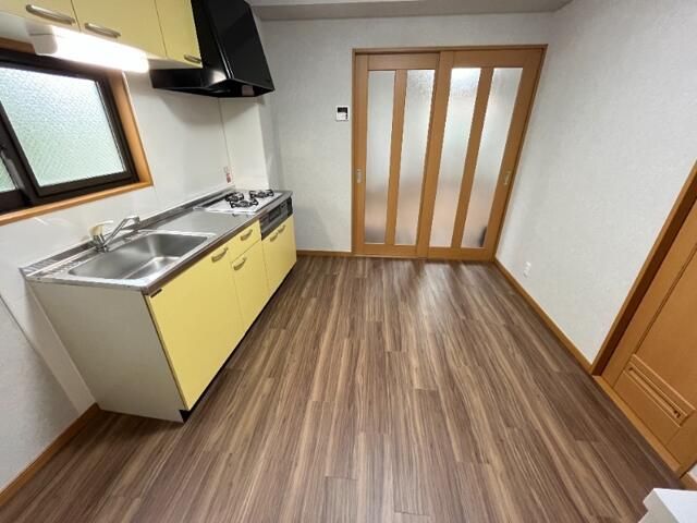 ディオン石原の居間写真