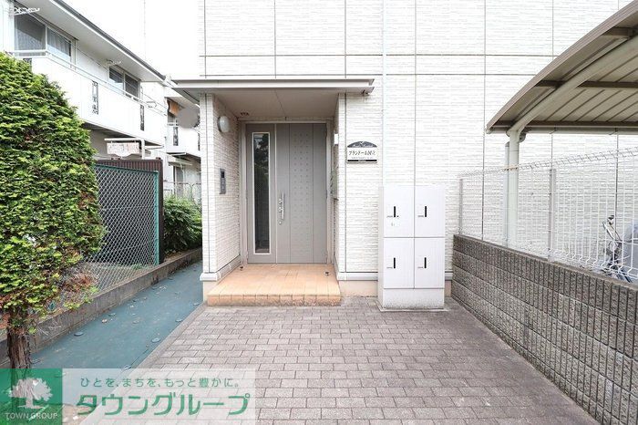 エントランス　★洋室11帖★