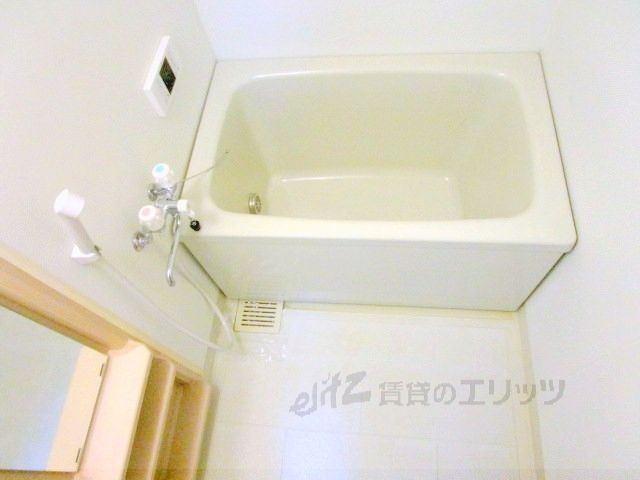バス・シャワールーム　風呂