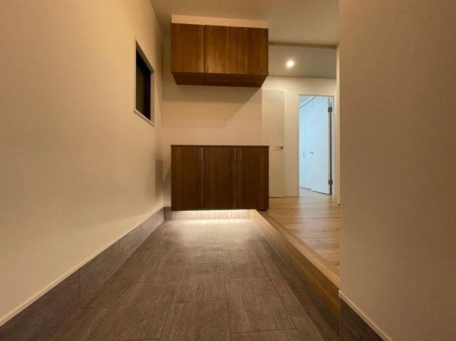 藤マンションの玄関写真
