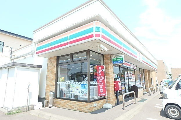 コンビニ　セブンイレブン苫小牧沼ノ端北店（コンビニ）まで192m