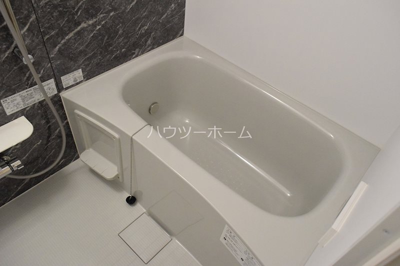 バス・シャワールーム　追い焚き可