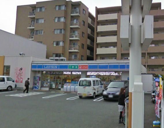 コンビニ　ローソン（コンビニ）まで862m