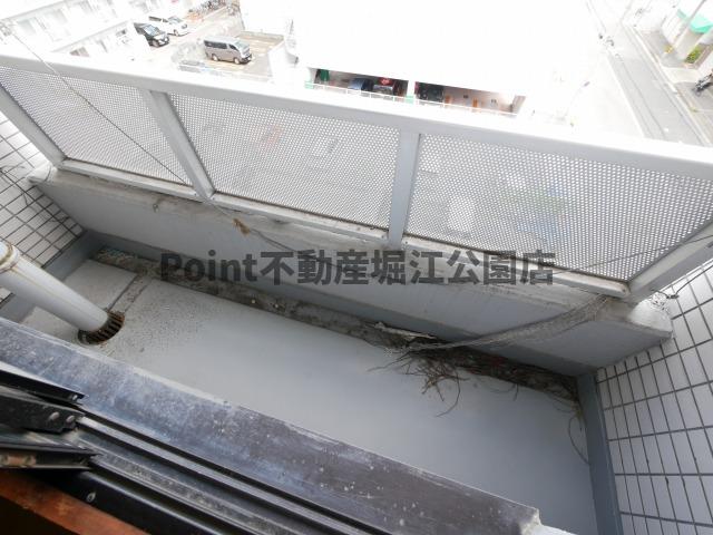 地下鉄御堂筋線 東三国駅 徒歩8分 9階建 築35年の内装写真