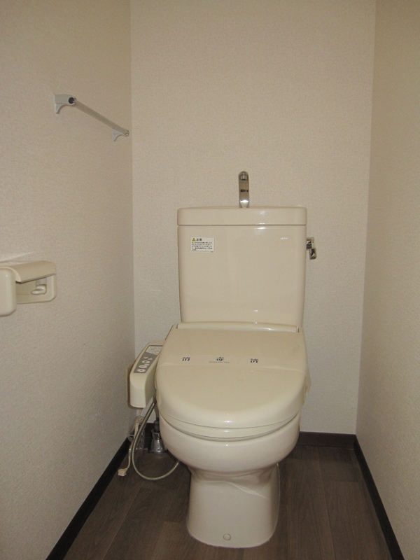 メゾン・ド・フォレ八番館のトイレ写真