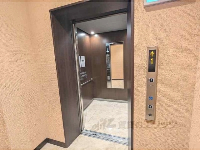 その他　エレベーター