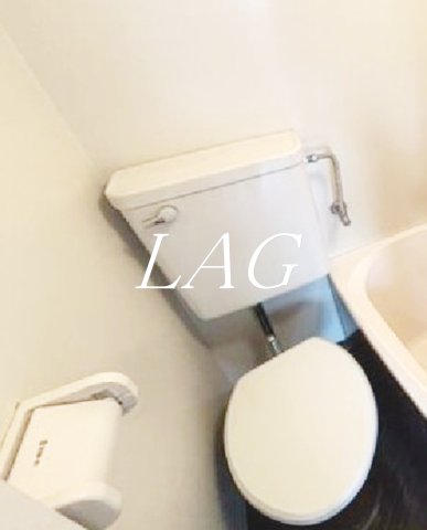 東急大井町線 旗の台駅 徒歩5分 2階建 築37年のトイレ写真