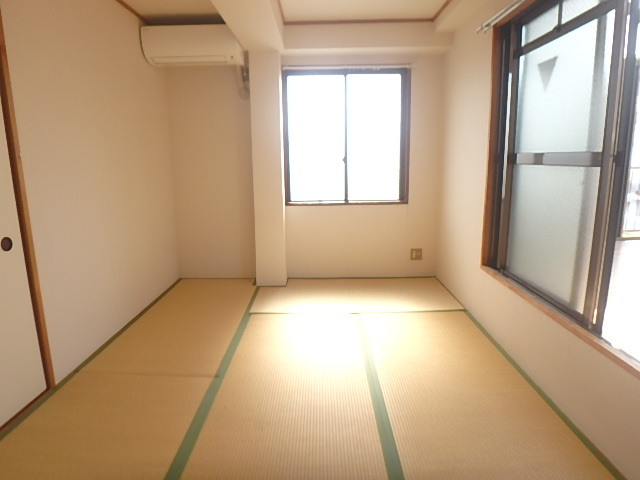 プレアール伊丹野間の内装写真