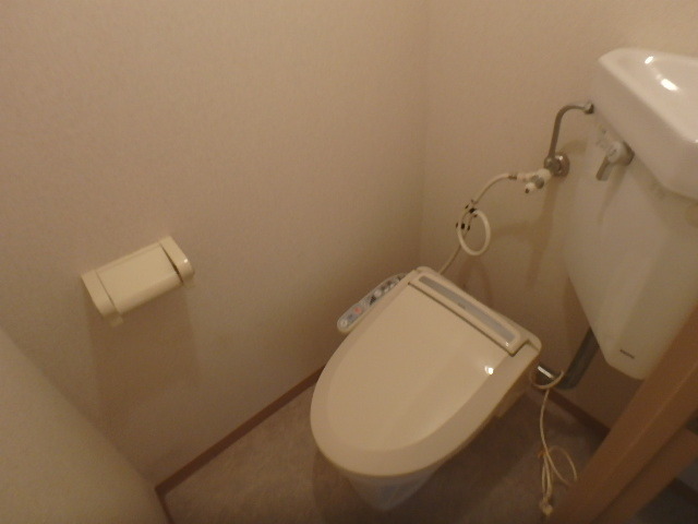 プレアール伊丹野間のトイレ写真