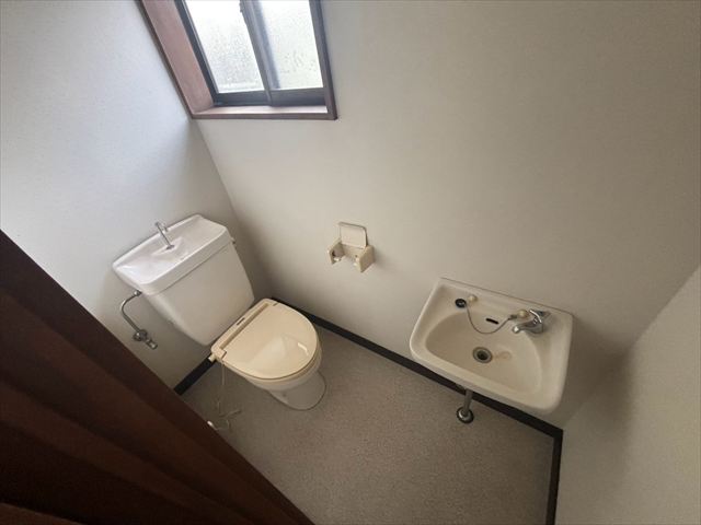 妻沼戸建貸家のトイレ写真