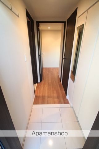 レジディア神田淡路町の玄関写真